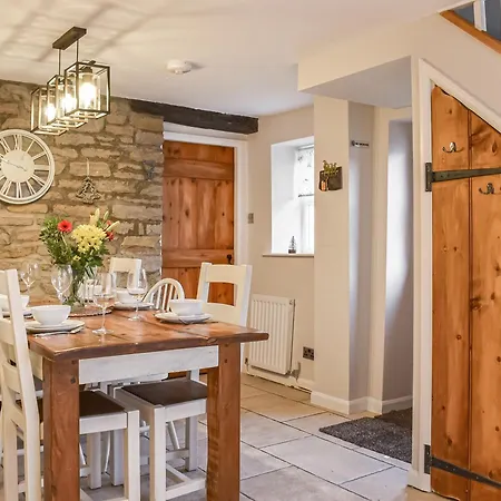 Uk45895 - Cross House Kirkby Lonsdale